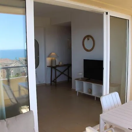 Apartment En Elviria Con Vistas Al Mar