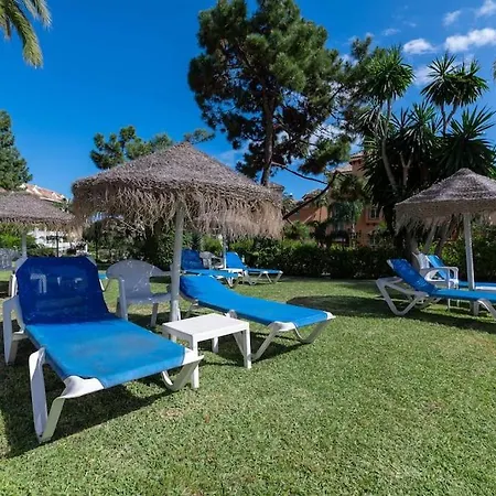 Apartment En Elviria Con Vistas Al Mar *