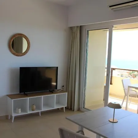 Apartment En Elviria Con Vistas Al Mar Marbella