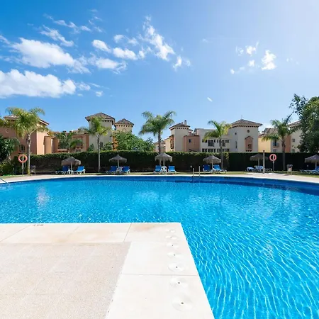 Apartamento En Elviria Con Vistas Al Mar *