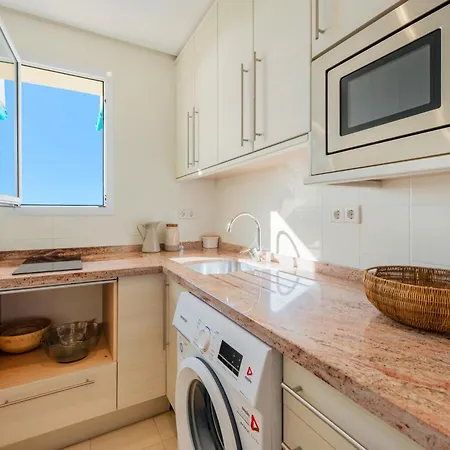 Apartamento En Elviria Con Vistas Al Mar *