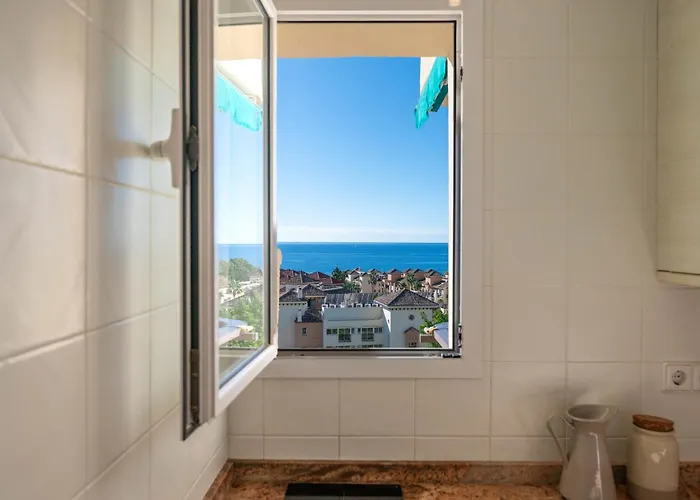 En Elviria Con Vistas Al Mar ماربيا