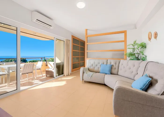 דירה En Elviria Con Vistas Al Mar