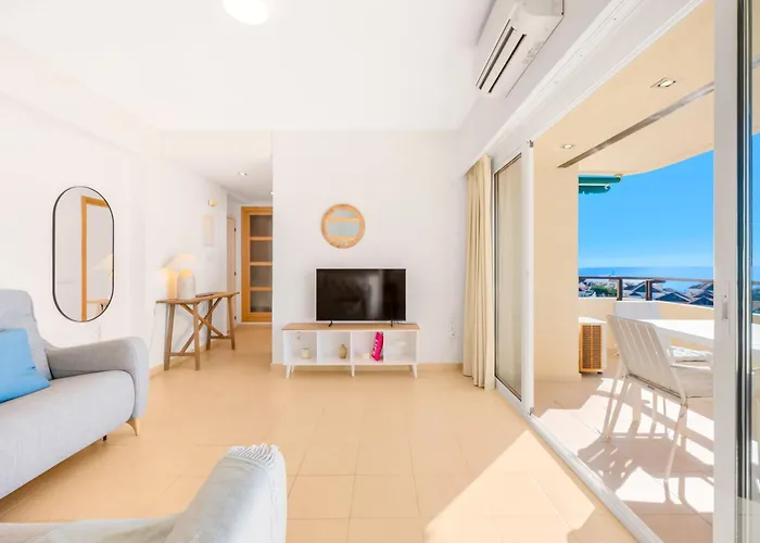 En Elviria Con Vistas Al Mar מארבלה