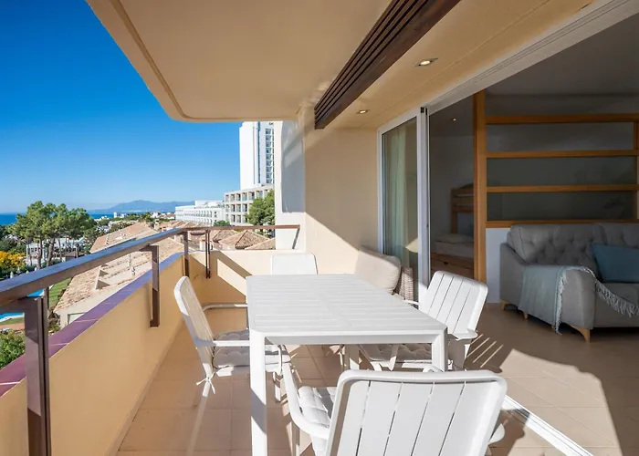 En Elviria Con Vistas Al Mar מארבלה