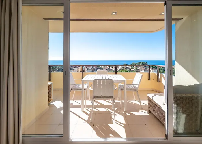 Lejlighed En Elviria Con Vistas Al Mar