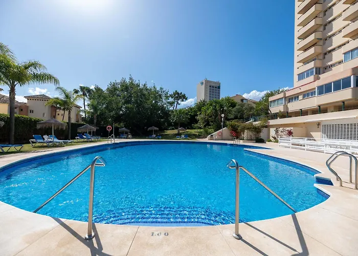 En Elviria Con Vistas Al Mar