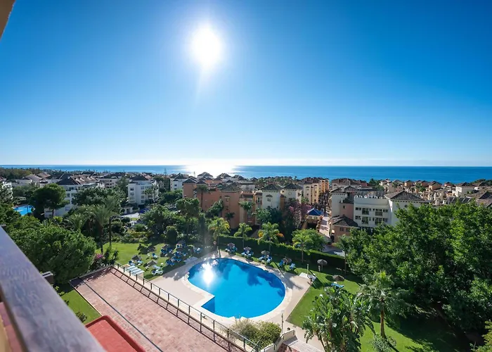 En Elviria Con Vistas Al Mar *