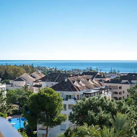 דירה En Elviria Con Vistas Al Mar מארבלה