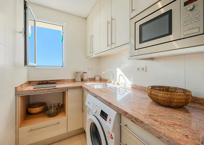 Daire En Elviria Con Vistas Al Mar *