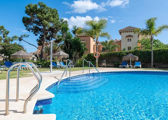 Daire En Elviria Con Vistas Al Mar *